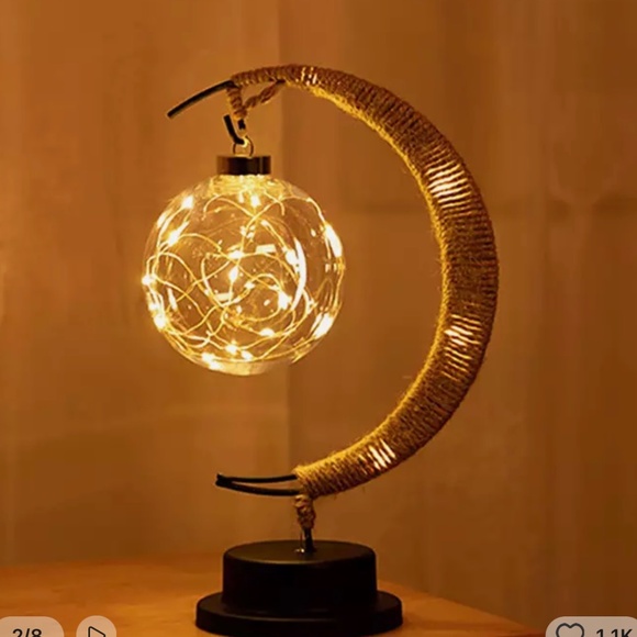 Crescent Moon Light - Picture 2 of 5